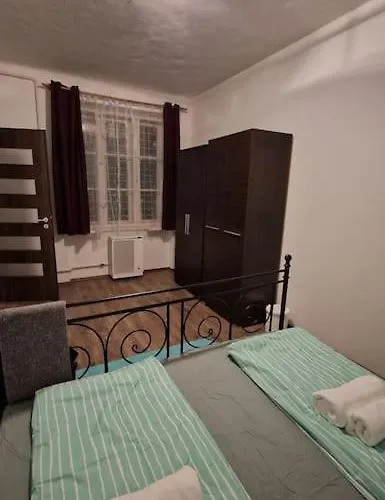 Perfect Located Flat With Gametable