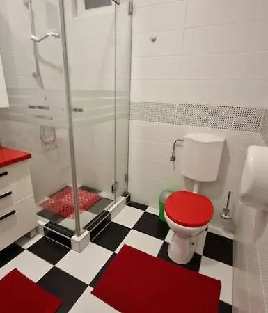 Perfect Located Flat With Gametable Διαμέρισμα Βουδαπέστη