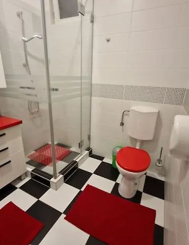 Perfect Located Flat With Gametable Lägenhet Budapest